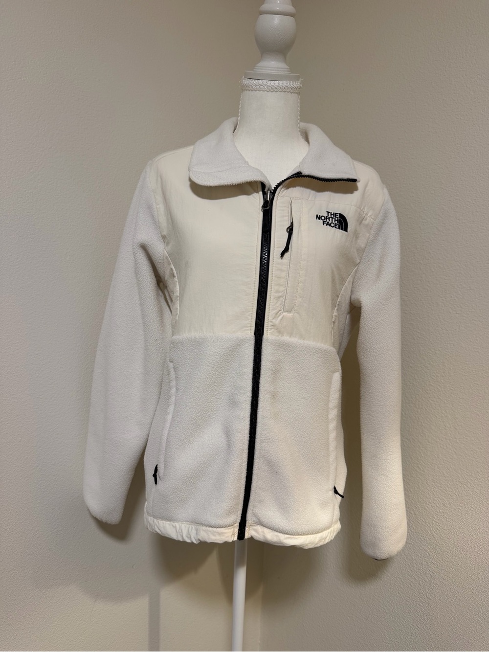 The North Face White Teddy Fleece Zip-Up Jacket with Black Accents Warm